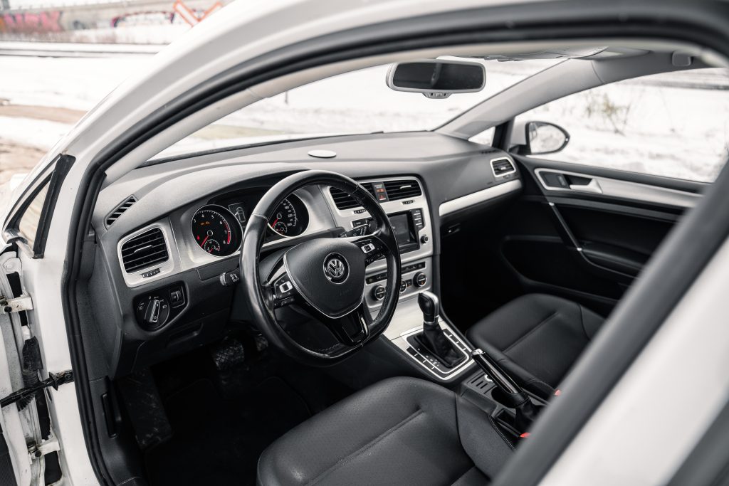 2015 Volkswagen Golf SOLD