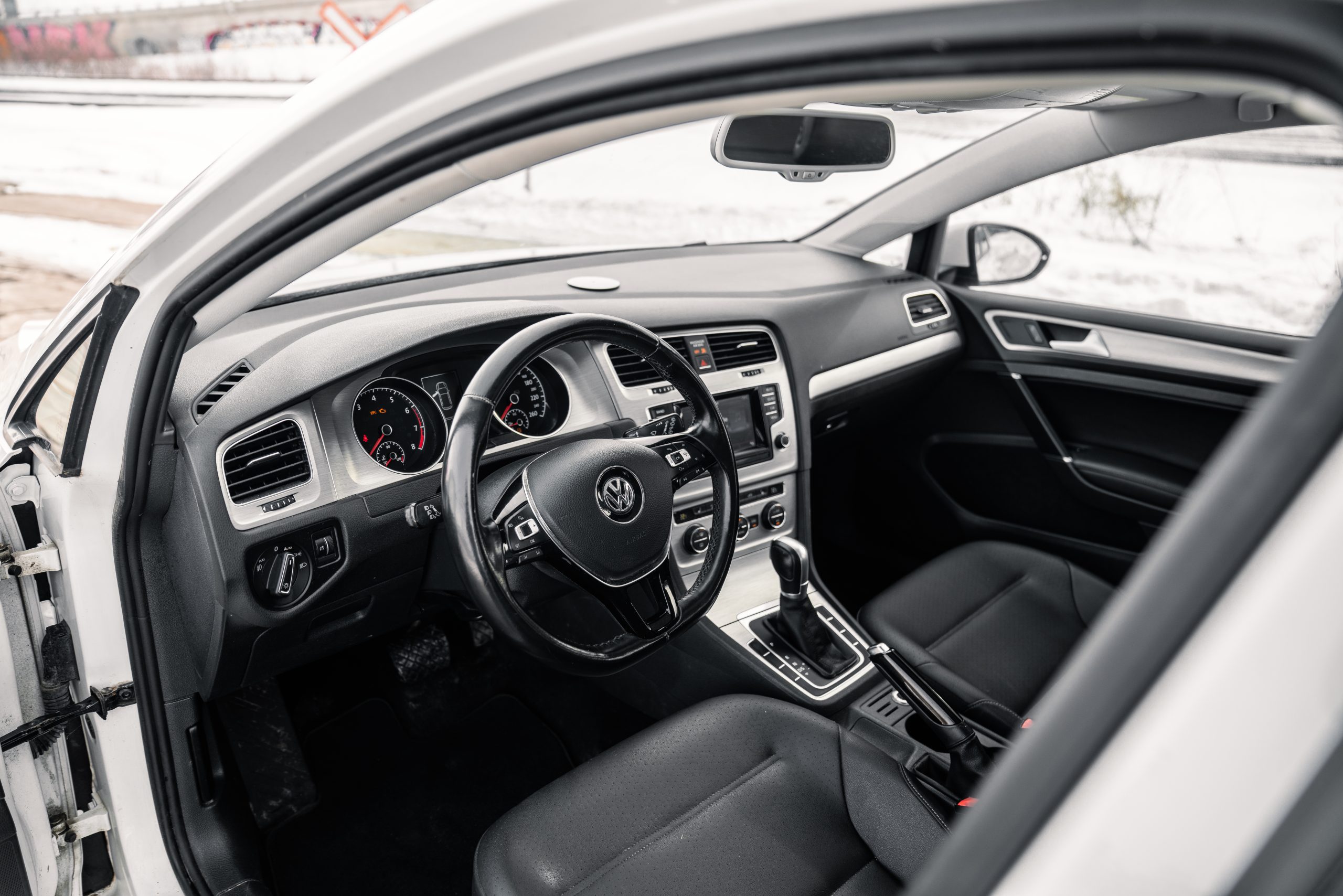 2015 Volkswagen Golf SOLD