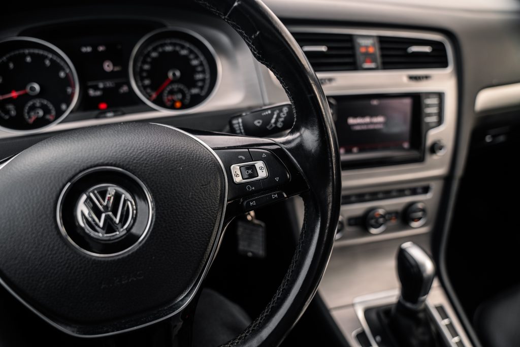 2015 Volkswagen Golf SOLD