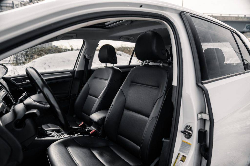 2015 Volkswagen Golf SOLD