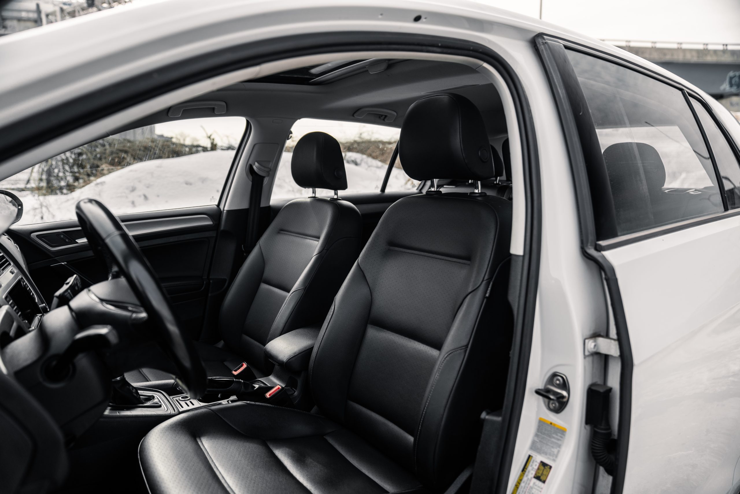 2015 Volkswagen Golf SOLD