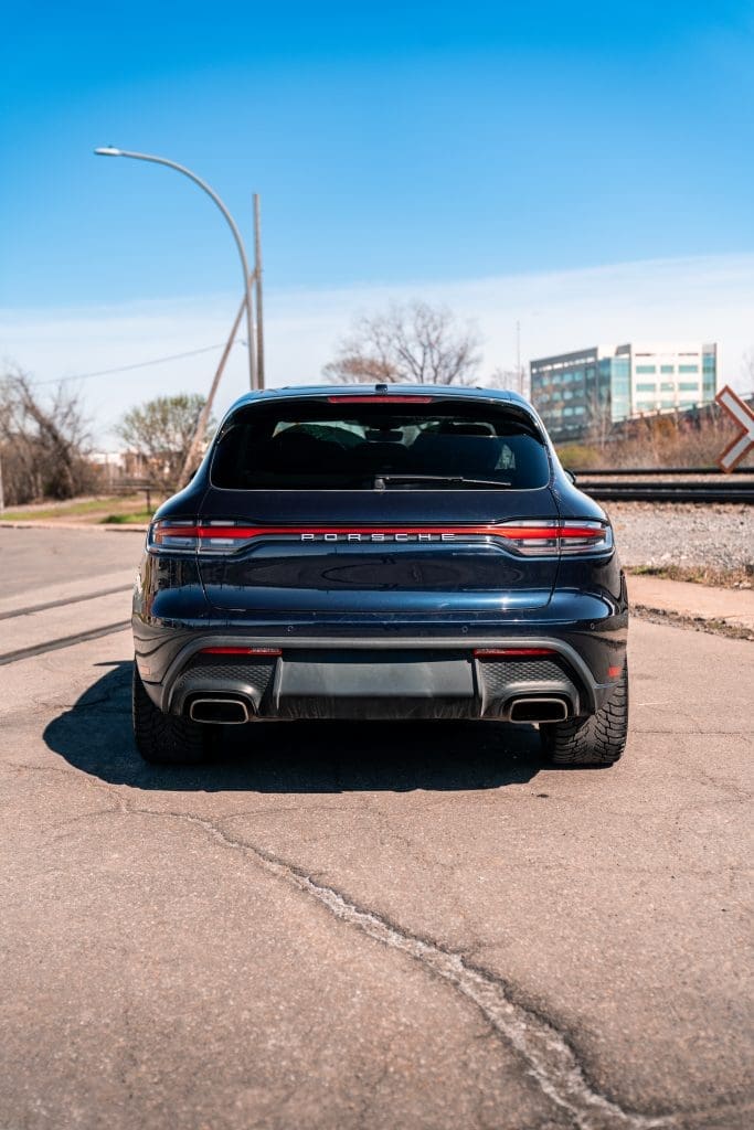 2023 Porsche Macan AWD