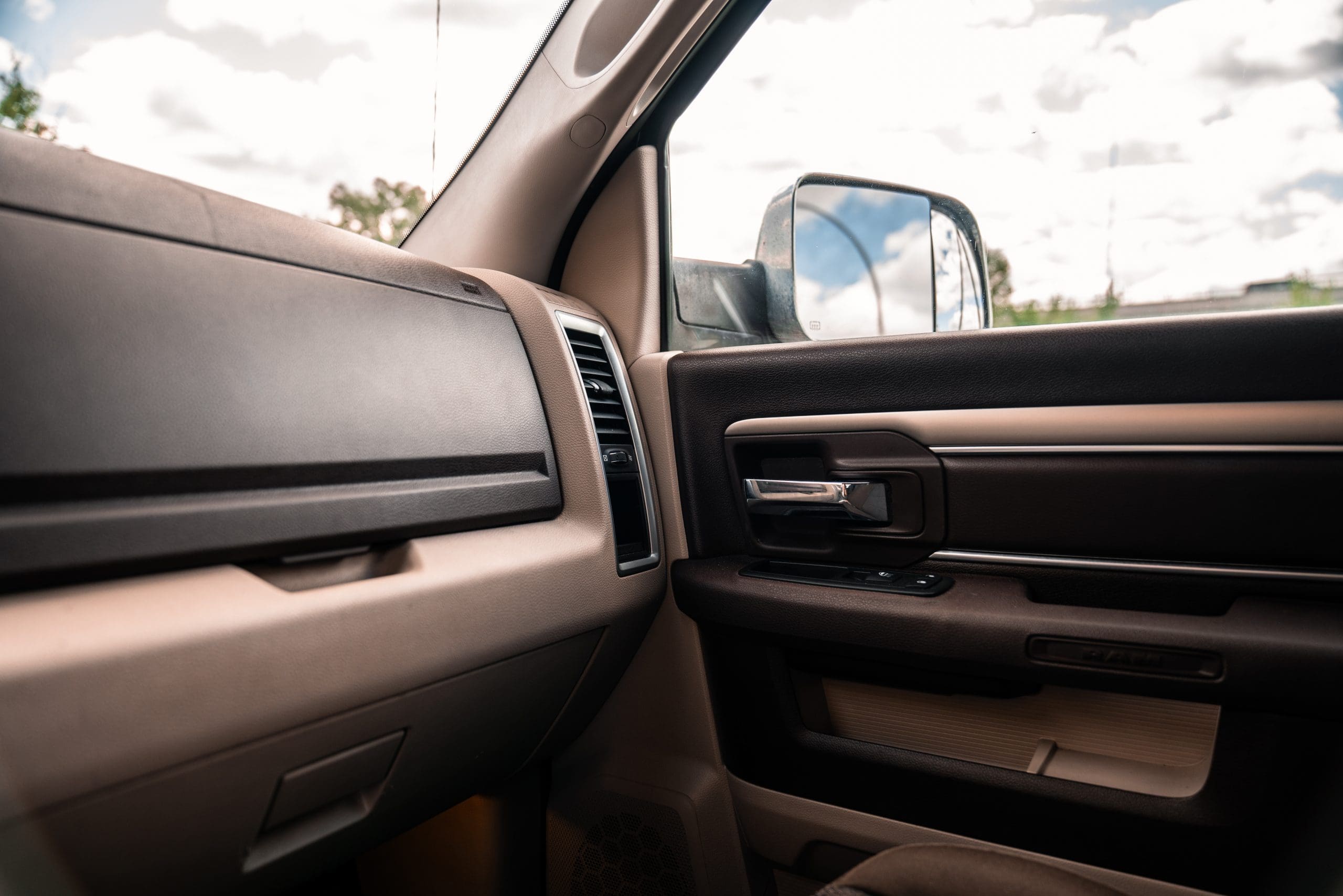 2014 Ram 1500 5.7L HEMI