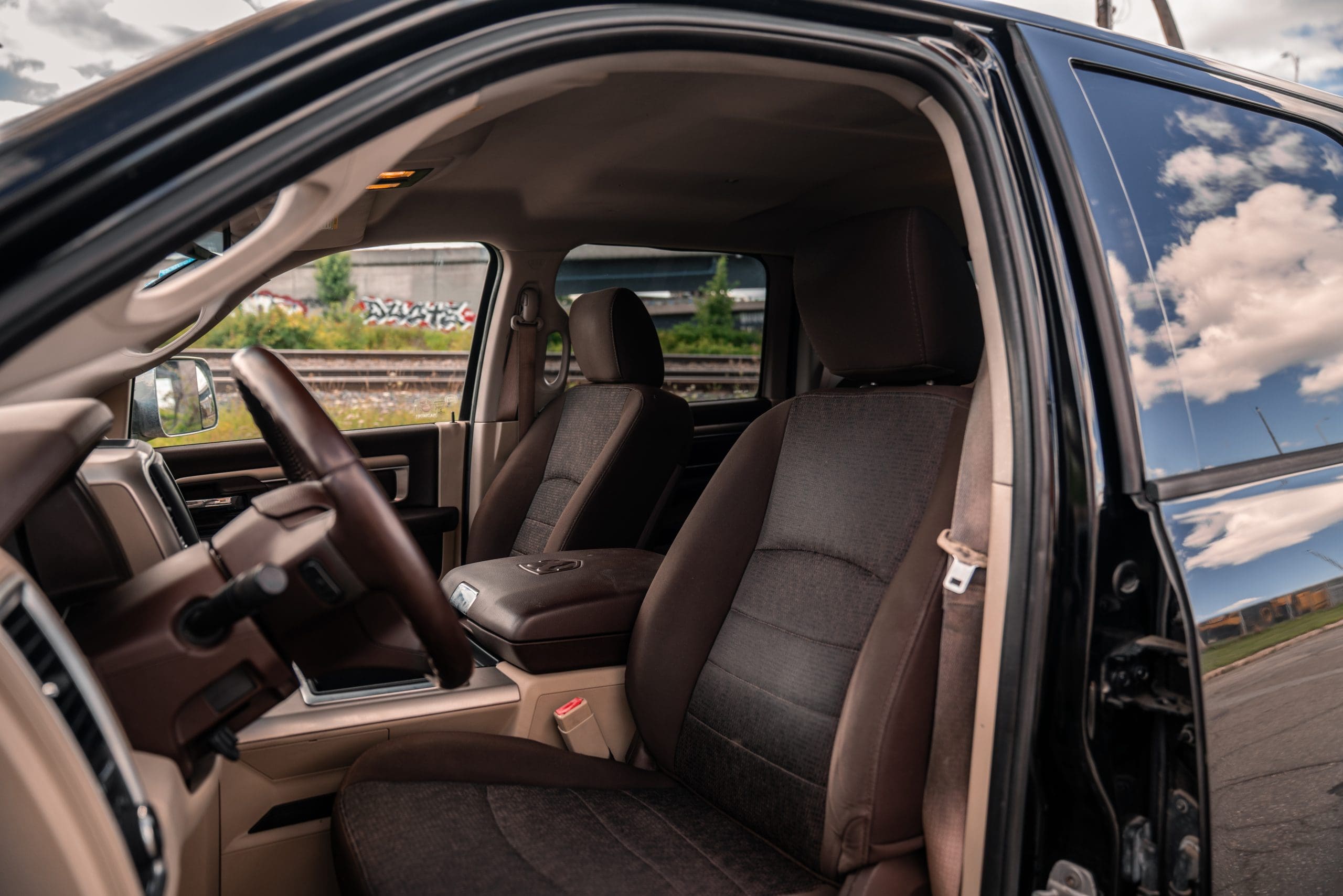 2014 Ram 1500 5.7L HEMI